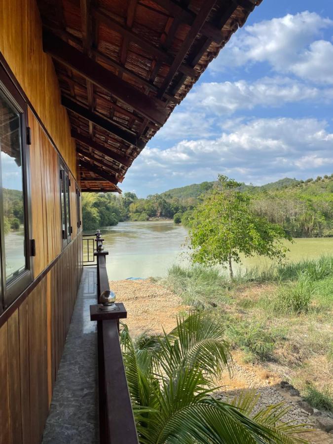 Du Nam Rever Side Cat Tien Exterior photo